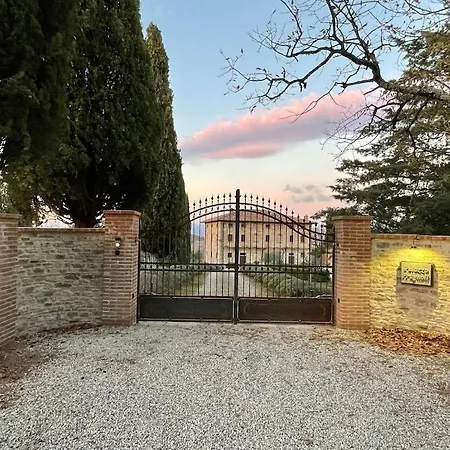 Palazzo Prugnoli, Monte Santa Maria Tiberina, 8 Bedroom With Private Pool & Superb Views 别墅 佩鲁贾