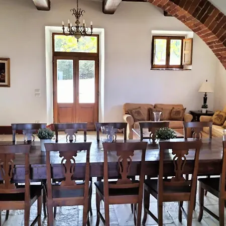 Palazzo Prugnoli, Monte Santa Maria Tiberina, 8 Bedroom With Private Pool & Superb Views